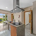 Semesterbostad Tranquil Hideaway Olhos De Agua