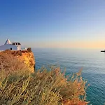 Semesterbostad Tranquil Hideaway Olhos De Agua