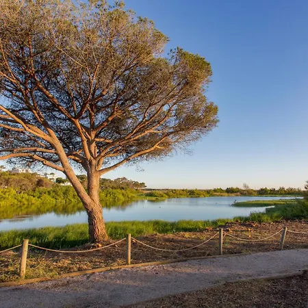 Tranquil Hideaway Olhos De Agua Hébergement de vacances *