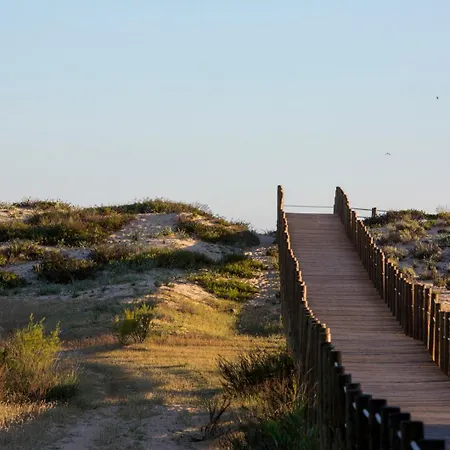 Tranquil Hideaway Olhos De Agua Casa vacanze