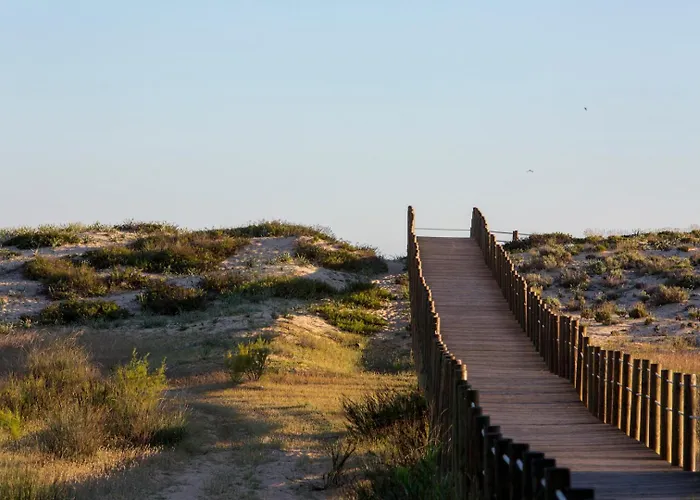Tranquil Hideaway Olhos De Agua Vakantiehuis