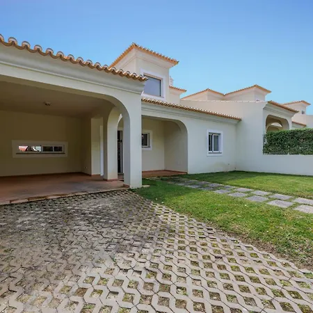 Holiday home Tranquil Hideaway Olhos De Agua *